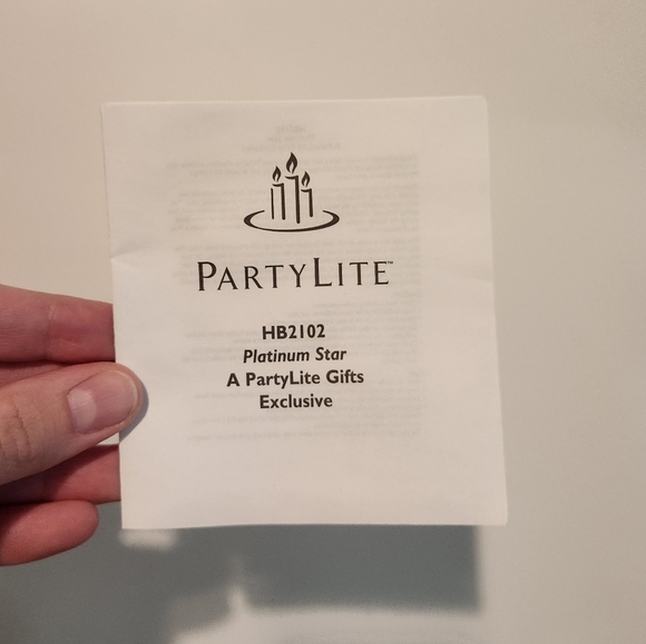 Brand New PartyLite Platinum Star Box and Glass Votive - Picture 16 of 16